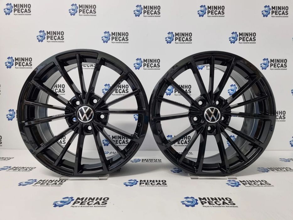 Jantes Golf 8 VIII Clubsport em 17 Preto Brilho (5x112)