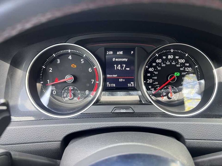 2017 Volkswagen Golf SEL