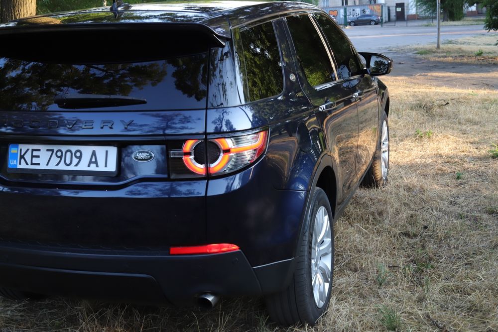 Land rover discovery sport 2016