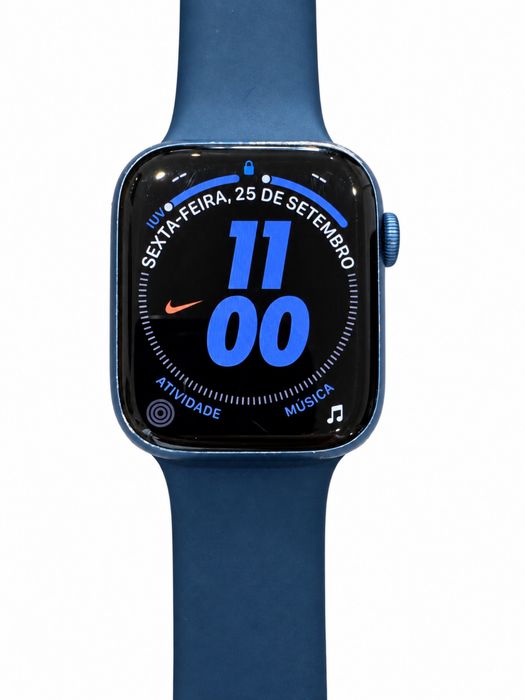 Apple Watch Series 7 GPS + Cellular, caixa de 45 mm