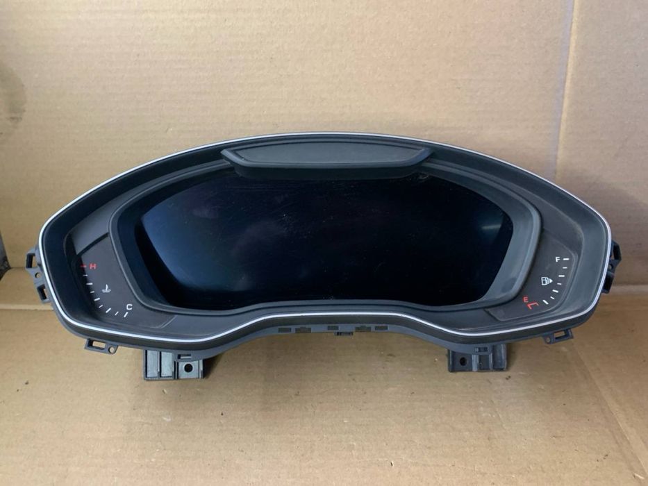 Панель приладів Щиток Audi A4 A5 S4 S5 Sq5 q5 8w5920890D