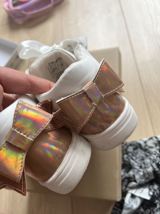 Sneakersy friboo biale kokardka dziewcznyka 30
