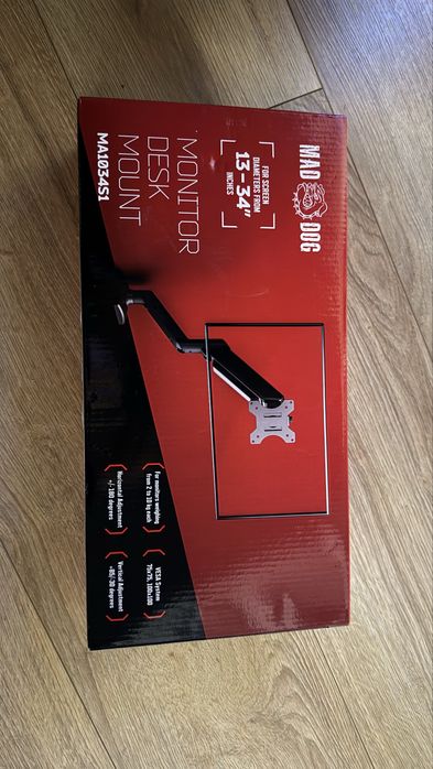 MAD DOG Uchwyt Biurkowy