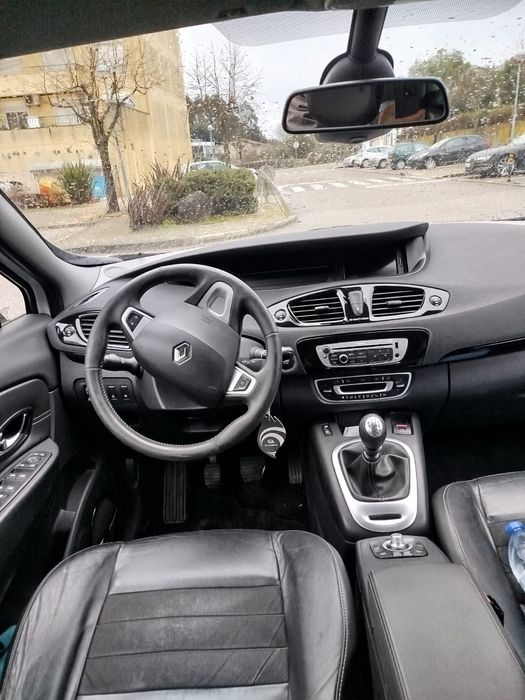 Renault grand scenic bose edition