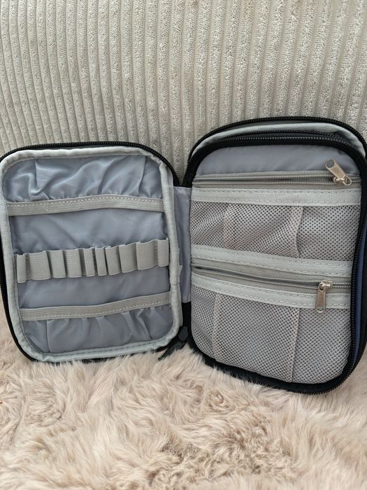 organizer podróżny na akcesoria kable