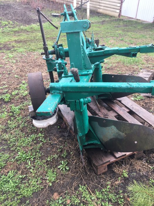 Плуг 2,35 з предплужниками