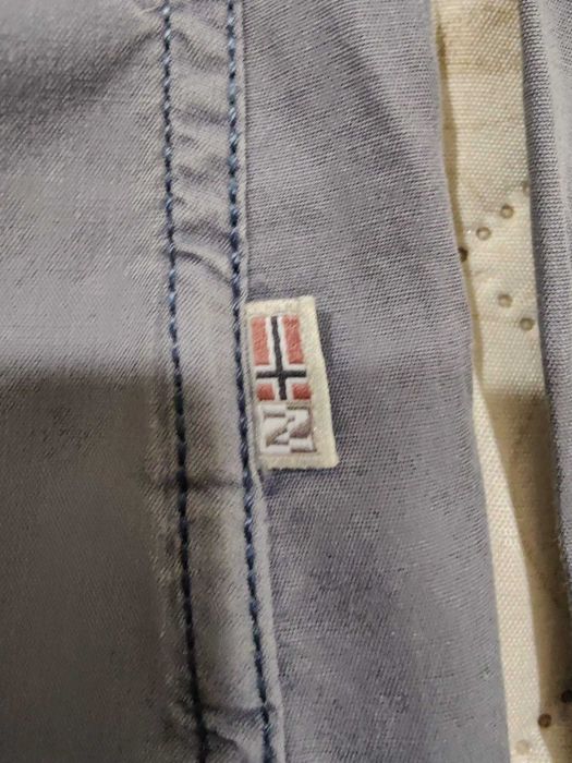 Camisa Naparijri tam. XL em excelente estado