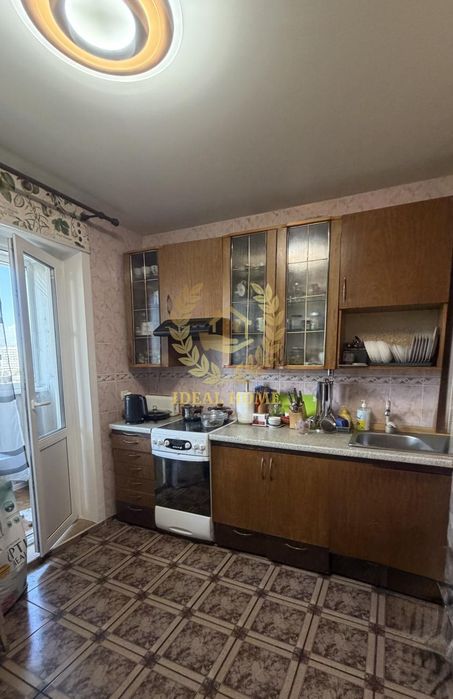 Продам 2х кімнатну квартиру по вулиці Миропільська пішки до метро Чернігівська