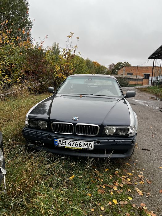 Продам BMW e38 740d