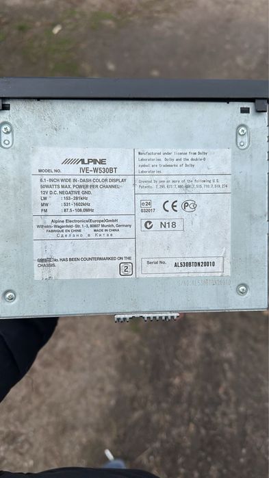 Продам автомагнитолу Alpine