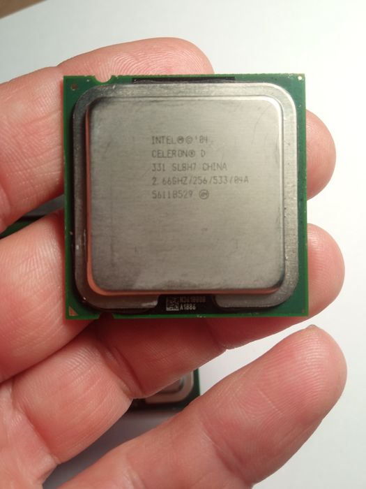 Процесори Socket 775 CeleronD331 2,66 GHz ,Intel  E5200 2,5GHz