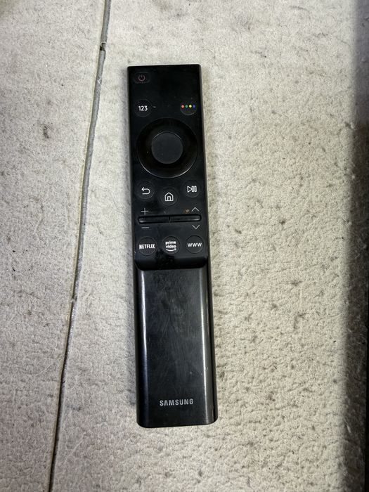 Samsung UE43AU7100