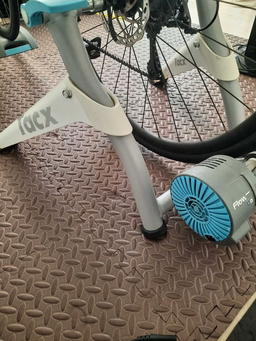 Rolo de Treino Tacx Flow – a funcionar perfeitamente