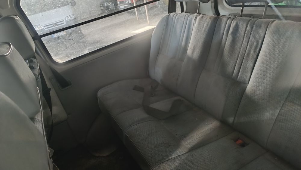 Carrinha Mitsubishi 9 lugares