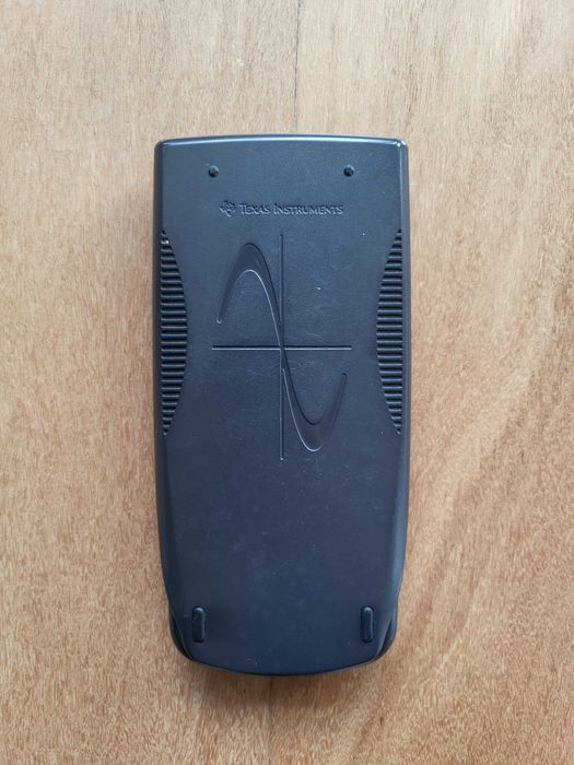 Calculadora Gráfica Texas Instruments TI-83 Plus
