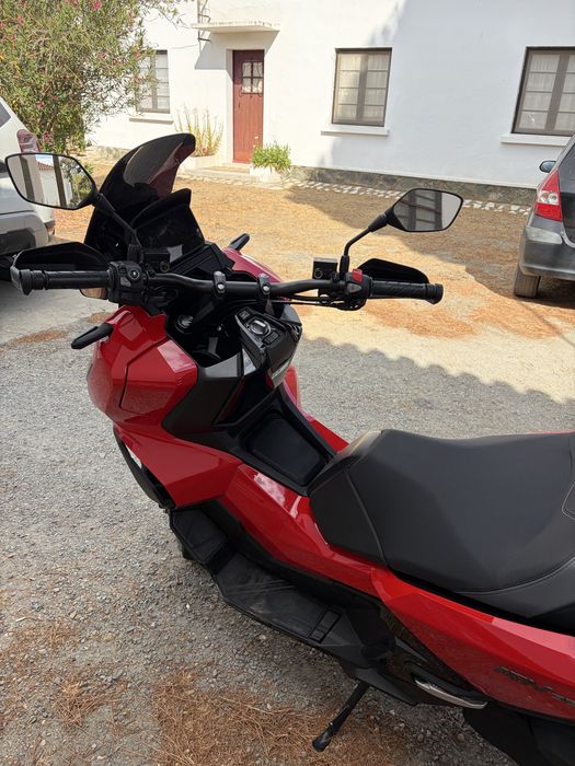 Honda  modelo ADV 350cc