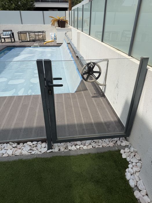 Vedaçao Piscina Vidro