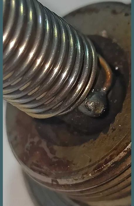 Свічка накалу 105 ( Свеча автономки Eberspacher E-105, 3730104.вольво