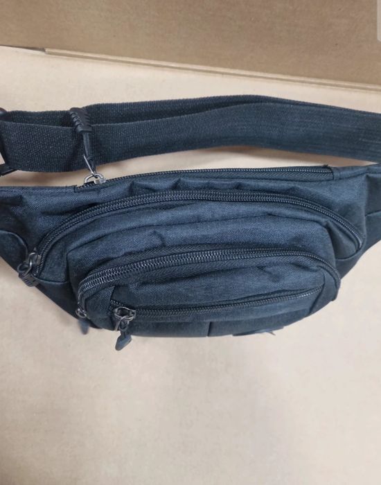 Czarna nerka pojemna