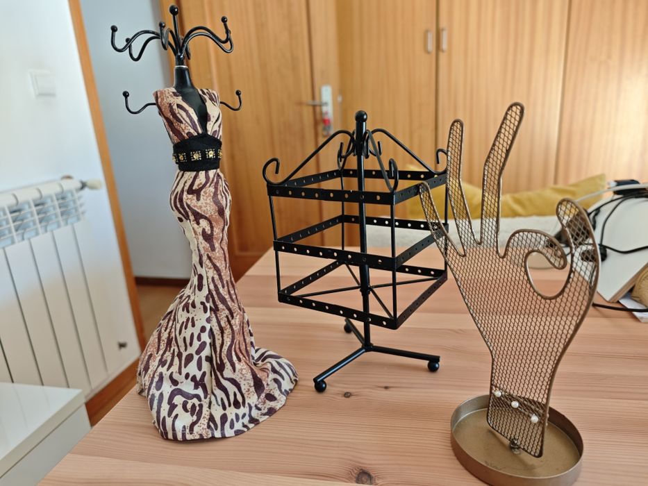 Expositores de bijuteria