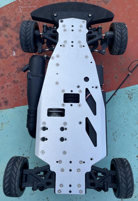 Carro telecomandado 1/10 rc gasolina