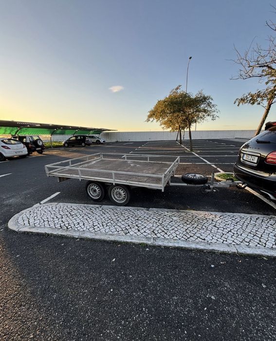 Reboque/atrelado matriculado  para 2 moto 4