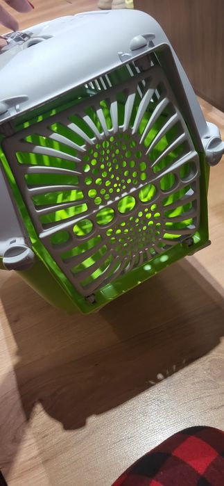 Переноска для тварин