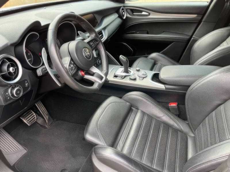 2023 Alfa Romeo Stelvio Veloce