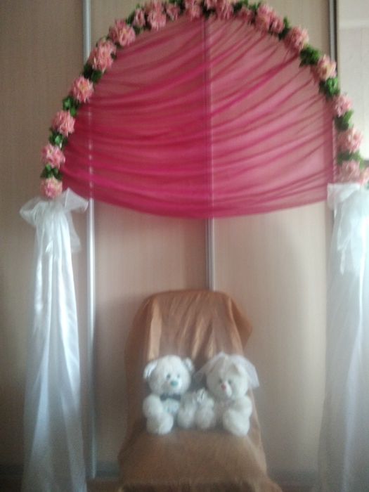 Арка свадебная,праздничная,мишки на свадебную машину молодожёнам.