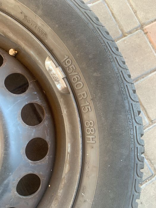 Продам колесо    4/100 R 15 195/60