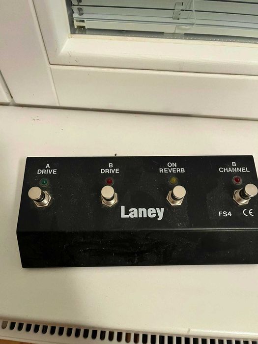 Piec gitarowy wzmacniacz lampowy combo Laney VC50 + footswitch FS4