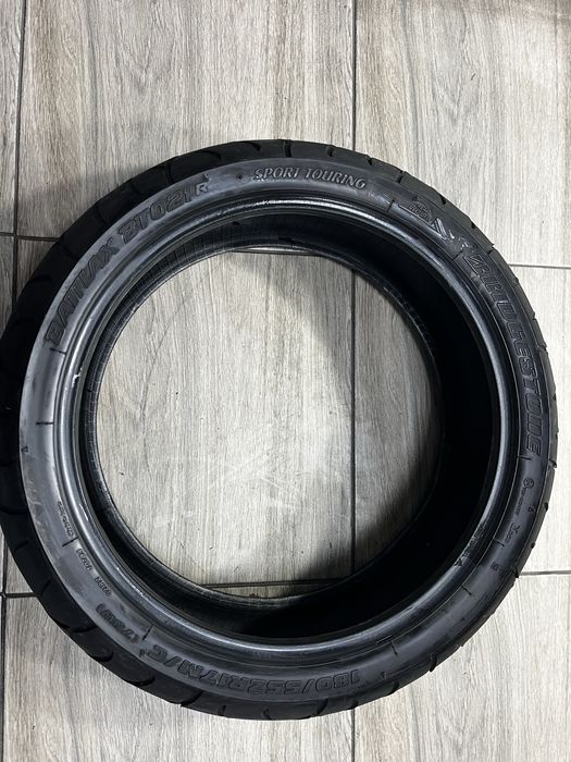 Шина до мотоцикла Bridgestone Battlax BTO21R