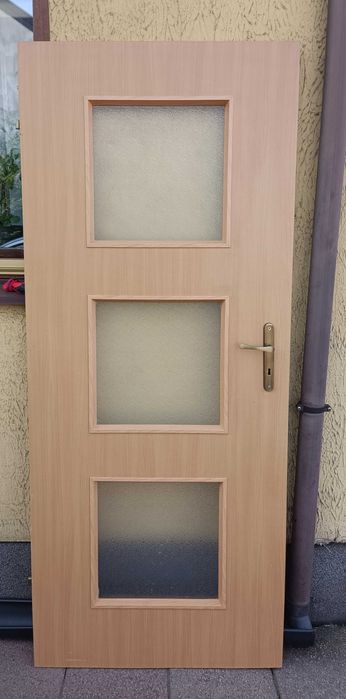 Drzwi wewnętrzne lewe i prawe, łazienkowe gratis