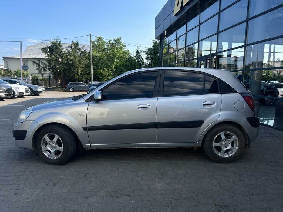 Kia Rio      2009