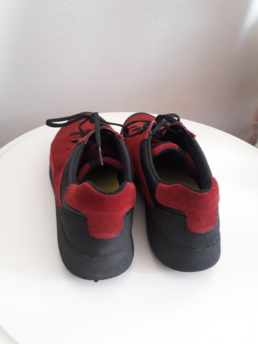 Skórzane buty CAMEL ACTIVE rozmiar 39(25cm).