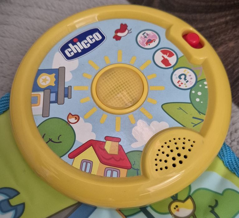 Interaktywna mata chicco z autem