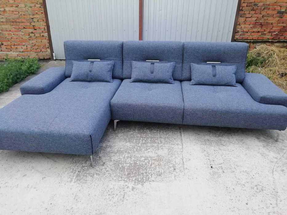 Перетяжка та ремонт м'яких меблів. Виготовлення нових меблів.