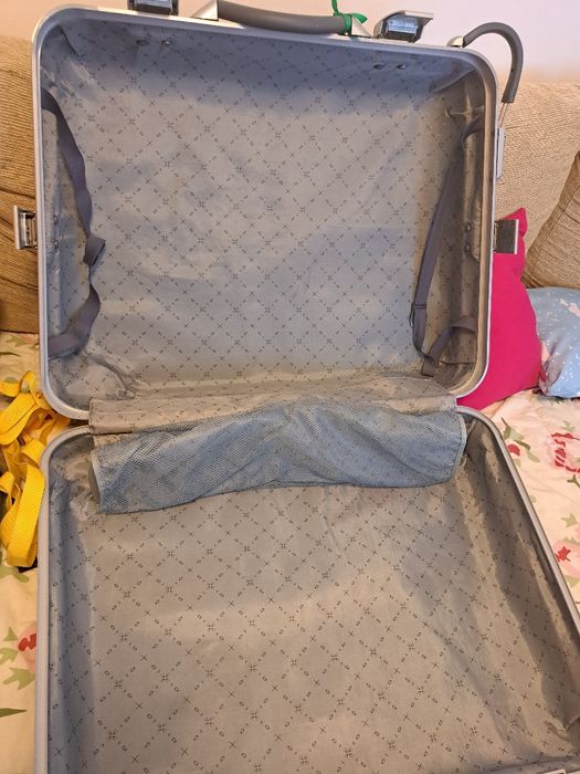 Mala de porão, rigida