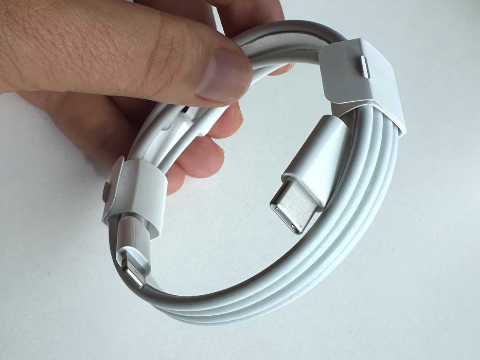 Кабель   USB-C to Lightning 2 м Білий White