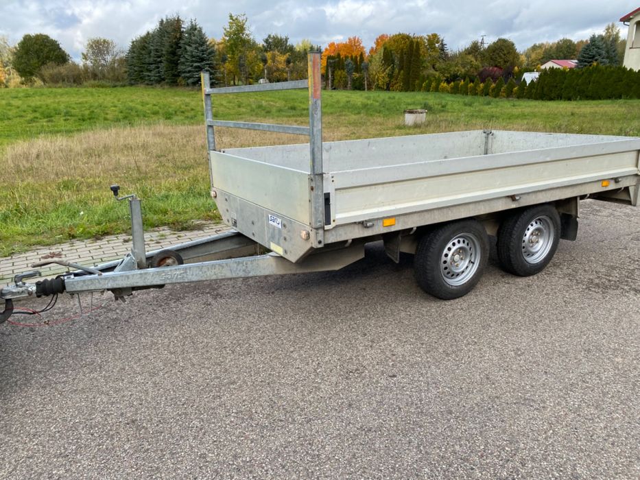 Przyczepka samochodowa Saris, stan idealny