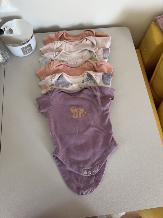 Набір боді на короткий рукав від George 9–12 міс (6 шт), 100% бавовна