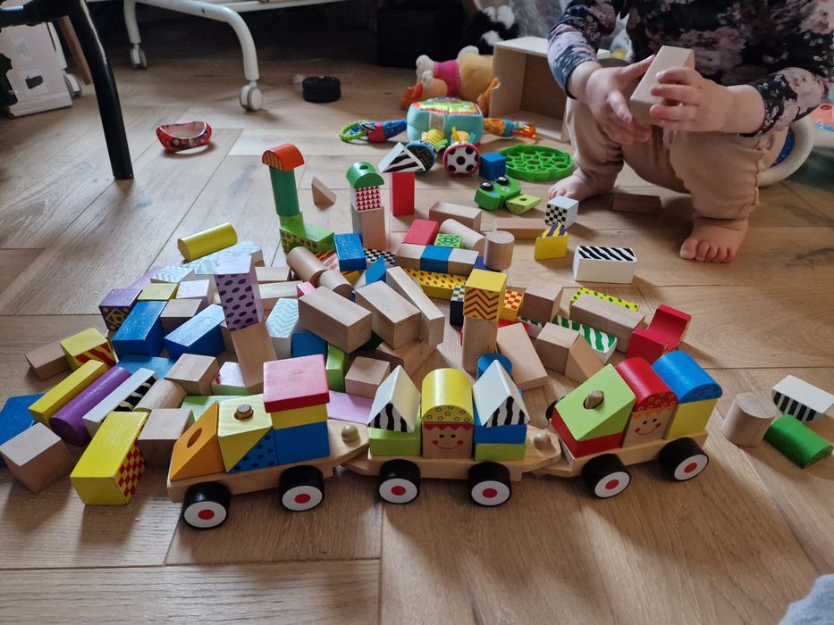 Drewniane klocki Eichhorn + pociag