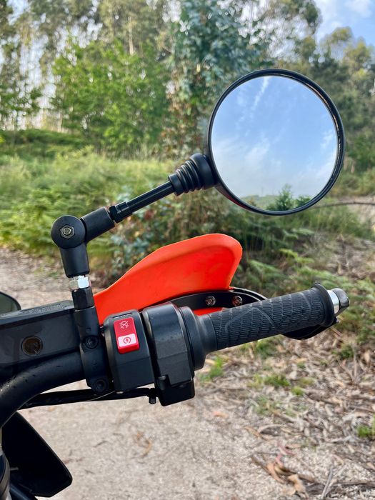 KTM 890 R kit ReBull
