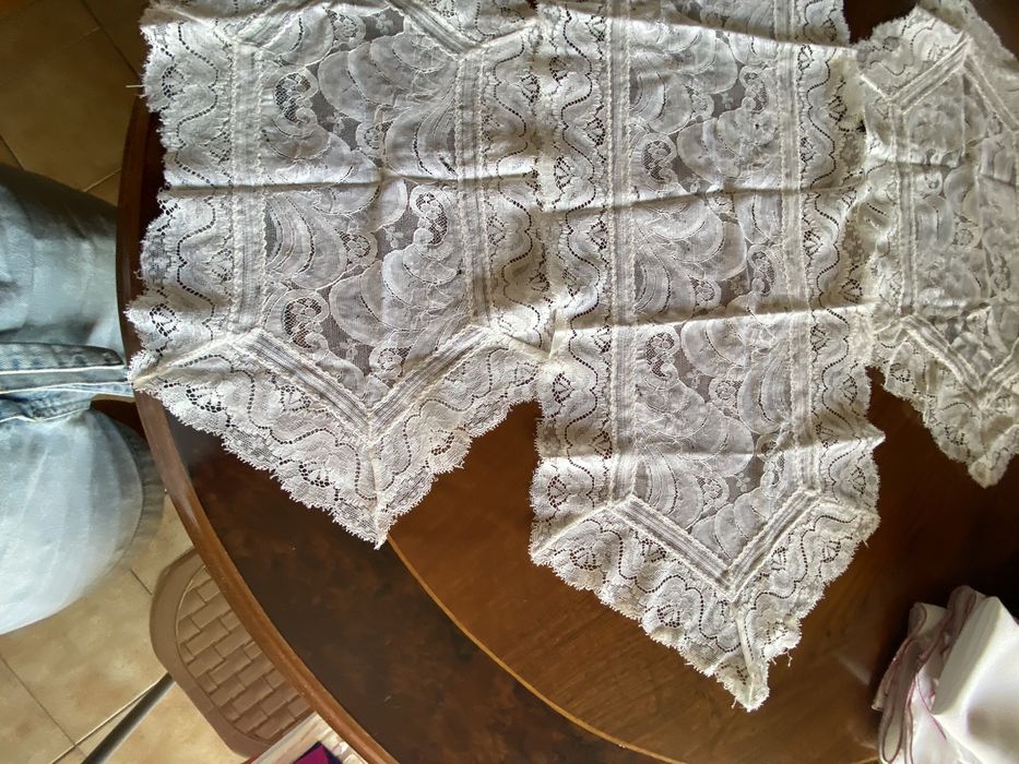 Conjunto de 3 naperons antigos