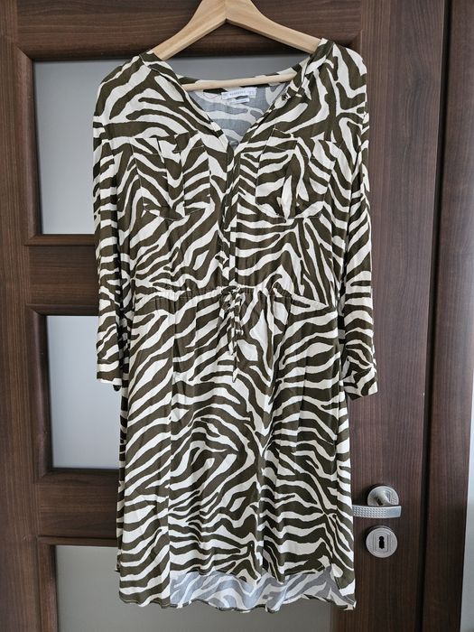 Sukienka szmizjerka khaki r. M L Reserved