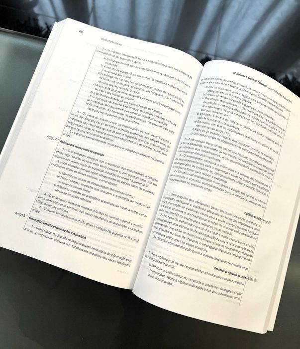Livro novo 'Código do Trabalho'