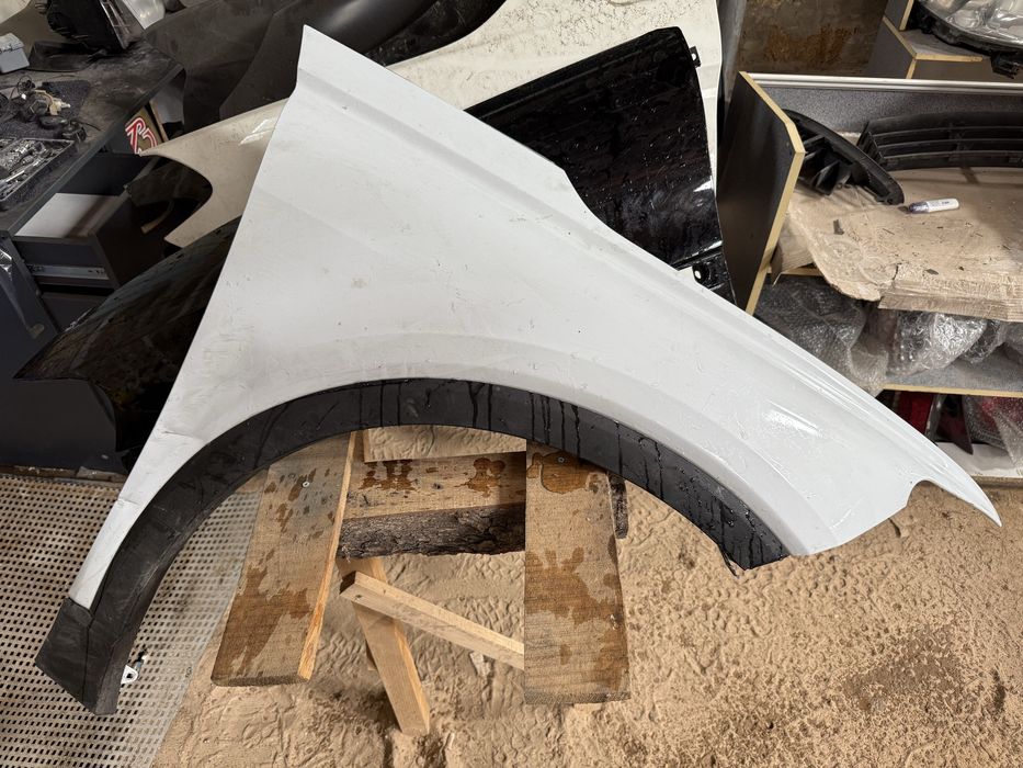 Крило audi q4 e-tron