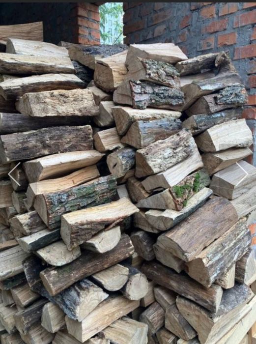Ясен, акація,дуб сухі  рубані дрова з доставкою