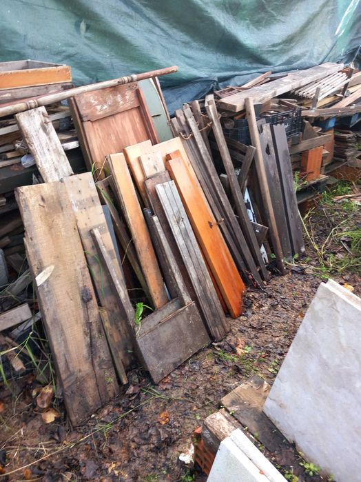 Madeira reciclada, bom estado, vendo a peça ou em lote