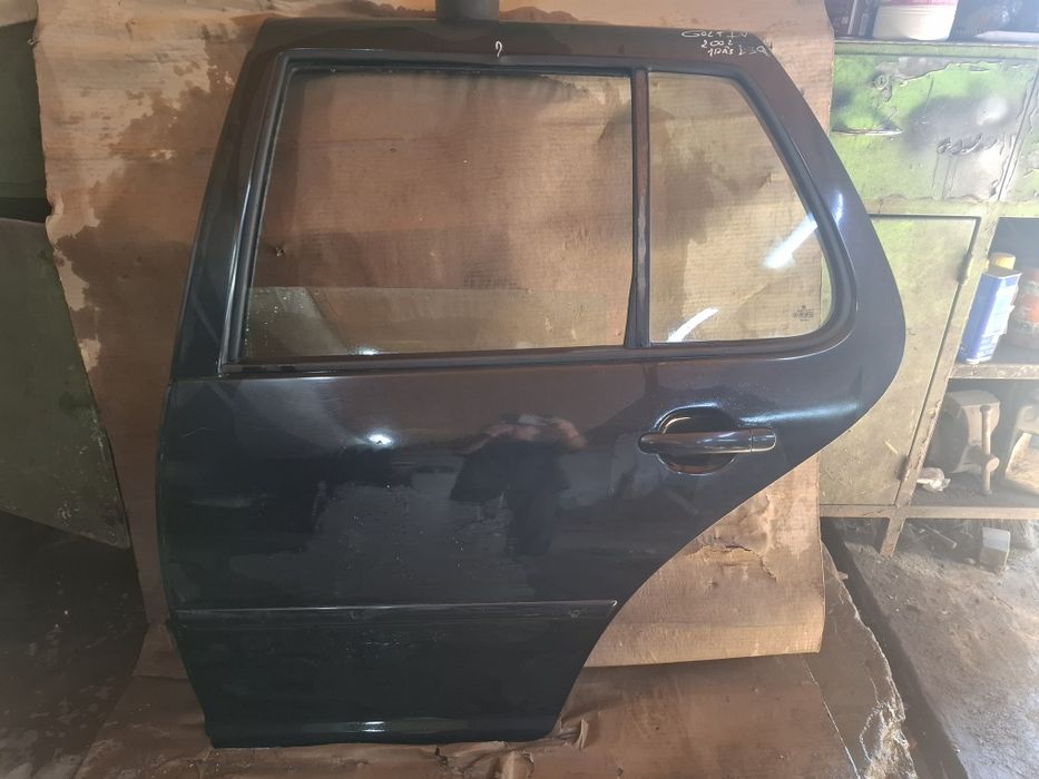 Porta tras esq° VW Golf |V  ano 2002 Original